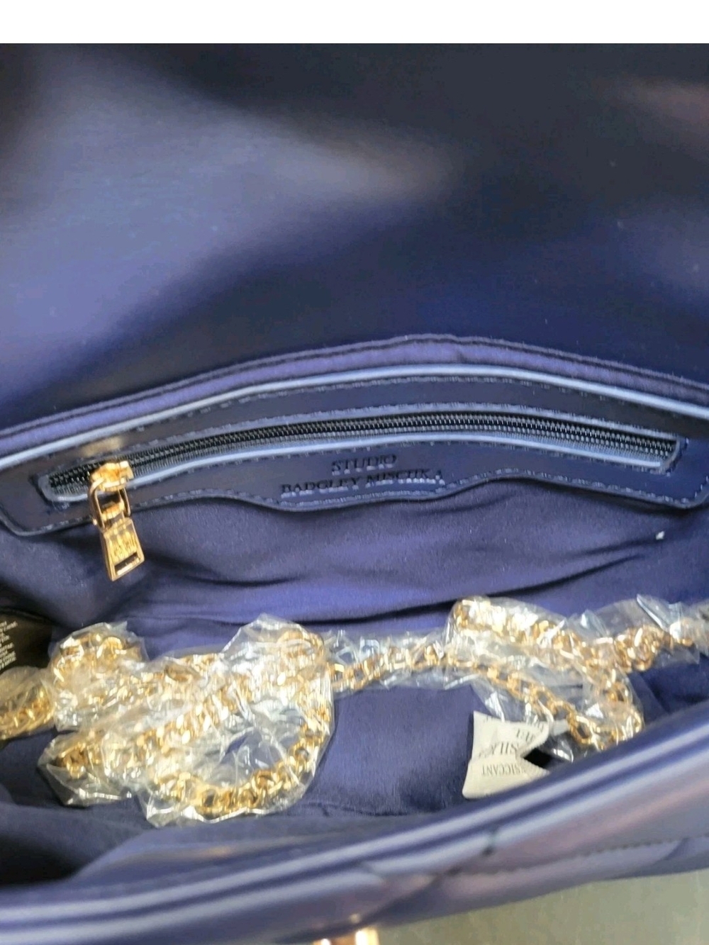 Badgley Mischka Periwinkle Quilted Crossbody Bag with Gold Logo & Chain New! - Picture 6 of 10